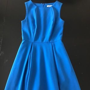 Knee length elegant blue dress